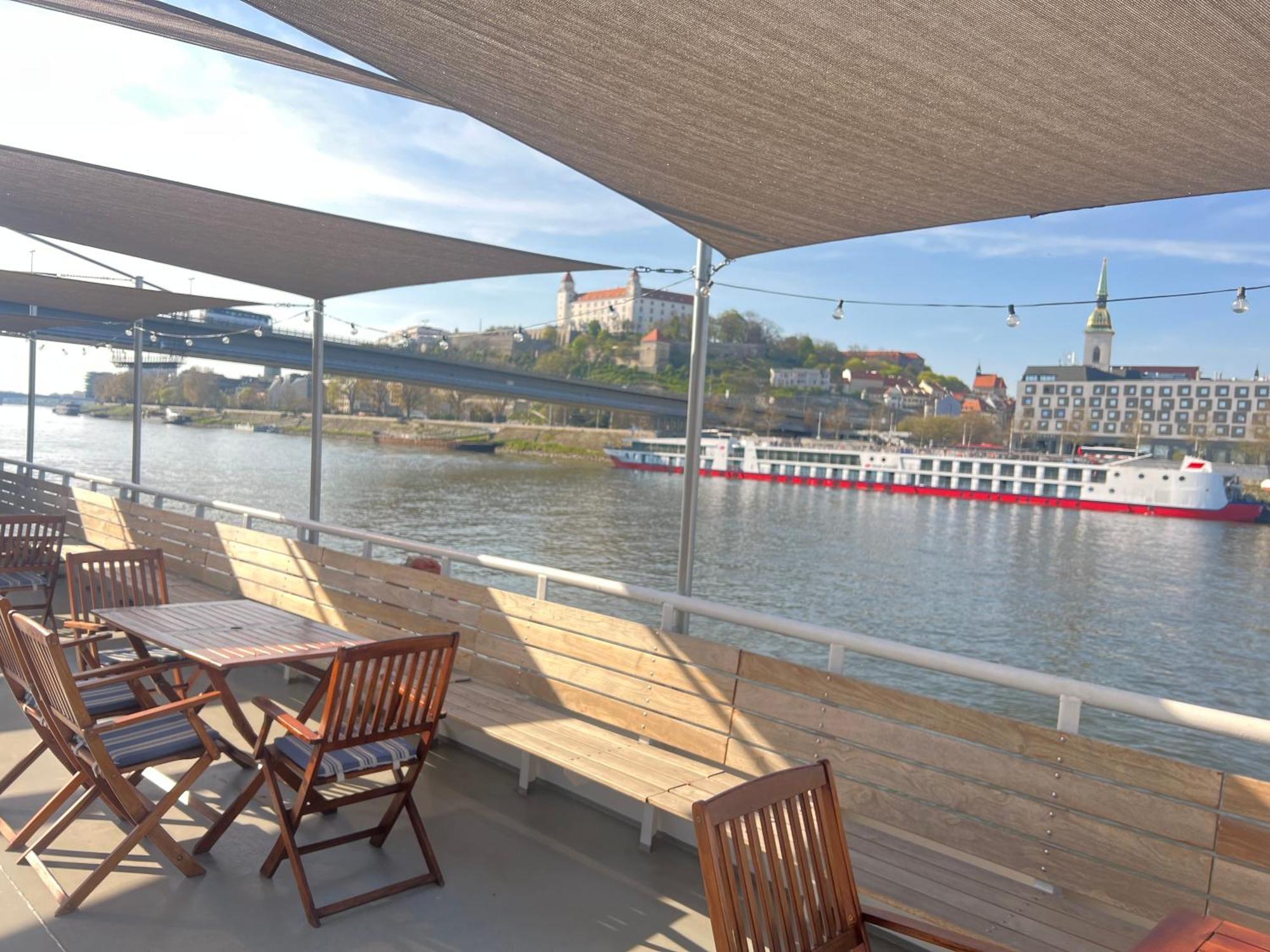 Orient Express Istanbul By Zazi Apartment Bratislava Exterior foto